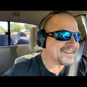 Meet your Posher, Thomas